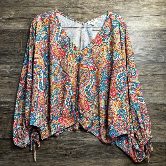 Umgee Asymmetrical Pink and Blue Paisley Blouse - Picture 1 of 7